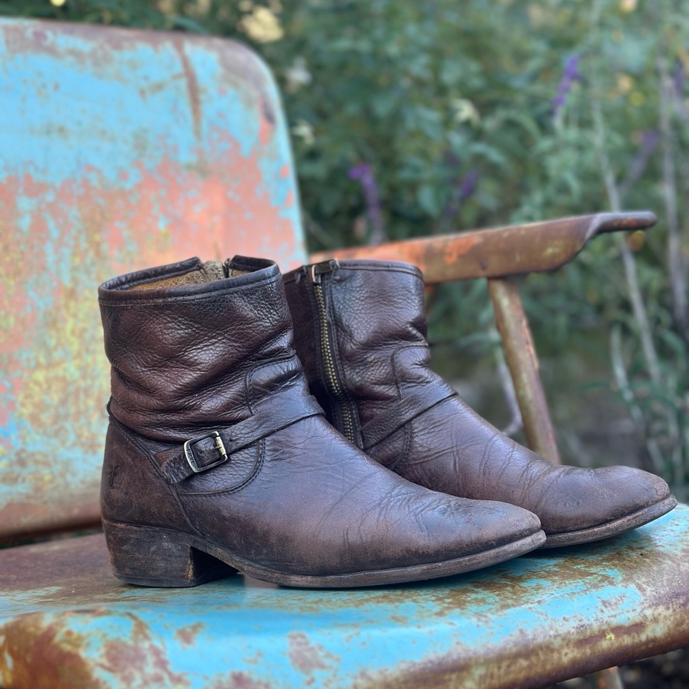 Frye leather boots - short 10B